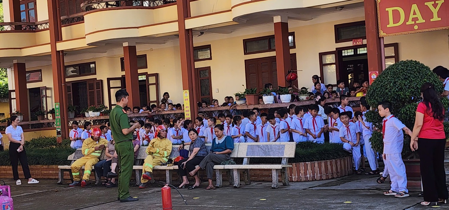 z7041813599102 e64e1f85bbcd56c63df6ce6931b4977d