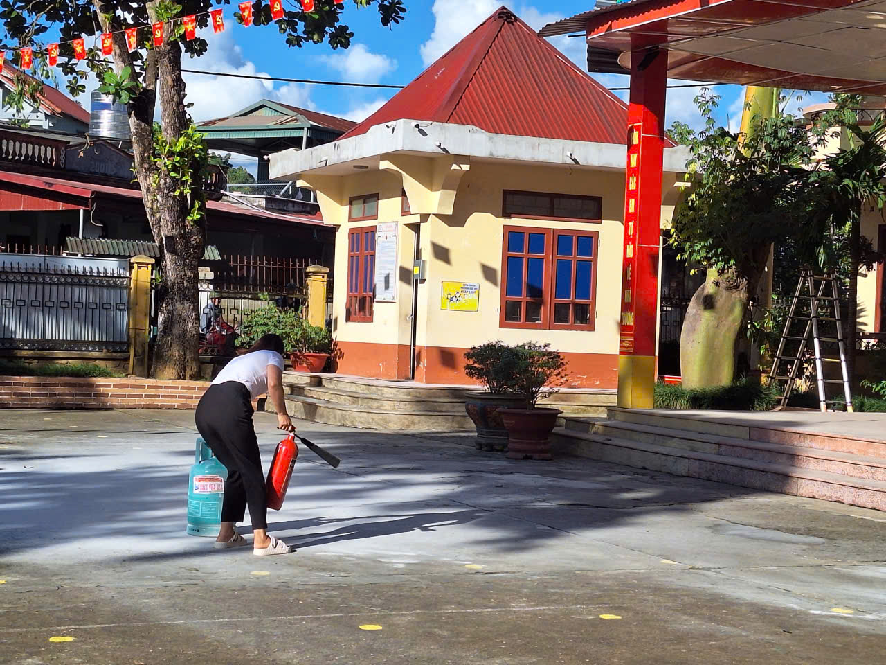 z7042728875781 7070979e533b3e0e952033796619441e